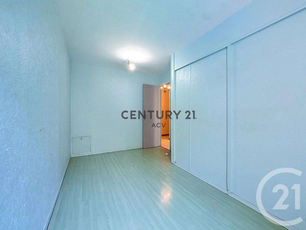 Appartement à MAISONS-ALFORT