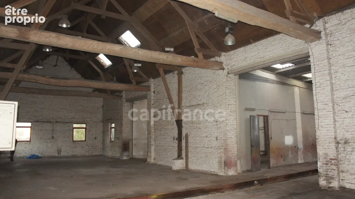 Local/bureau à vendre STEENWERCK (59) Corps de ferme au carré pour un usage mixte sur une parcelle de 27 474 m² - photo 11