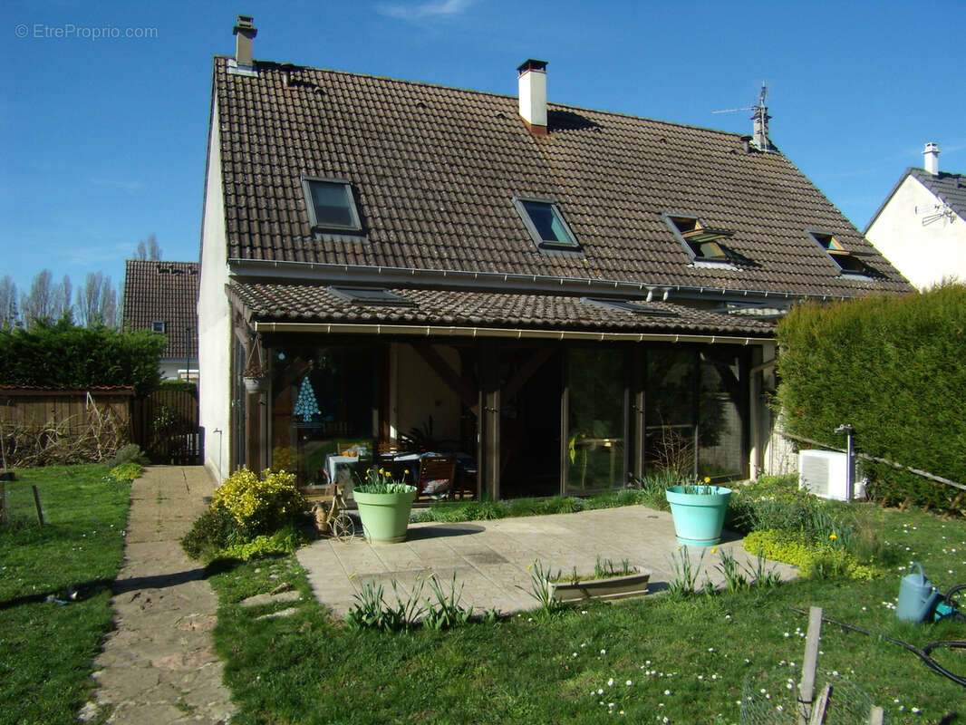 Maison à CHATENOY-EN-BRESSE