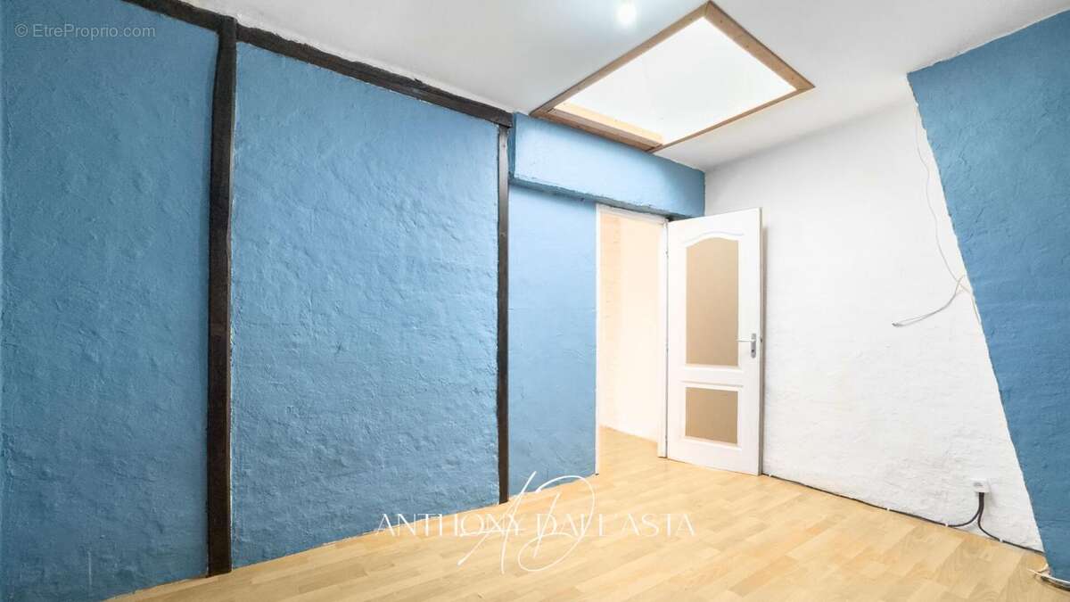 Maison à VILLARDONNEL