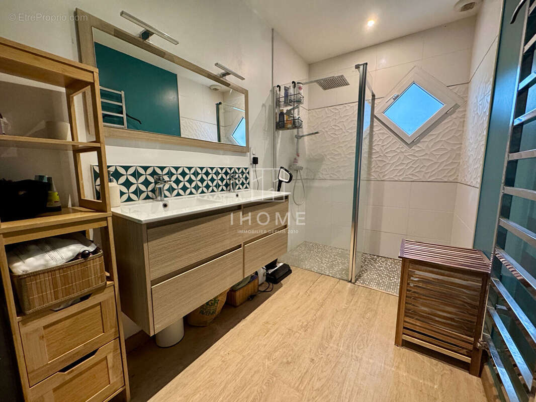 Maison à SAINT-SATURNIN