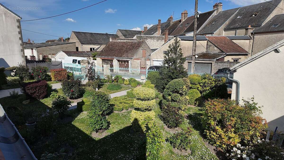 Maison à CHILLEURS-AUX-BOIS