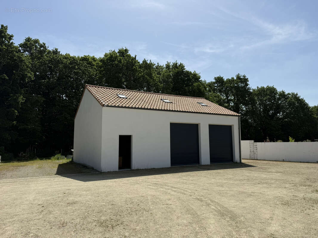 Maison à CHAUVE
