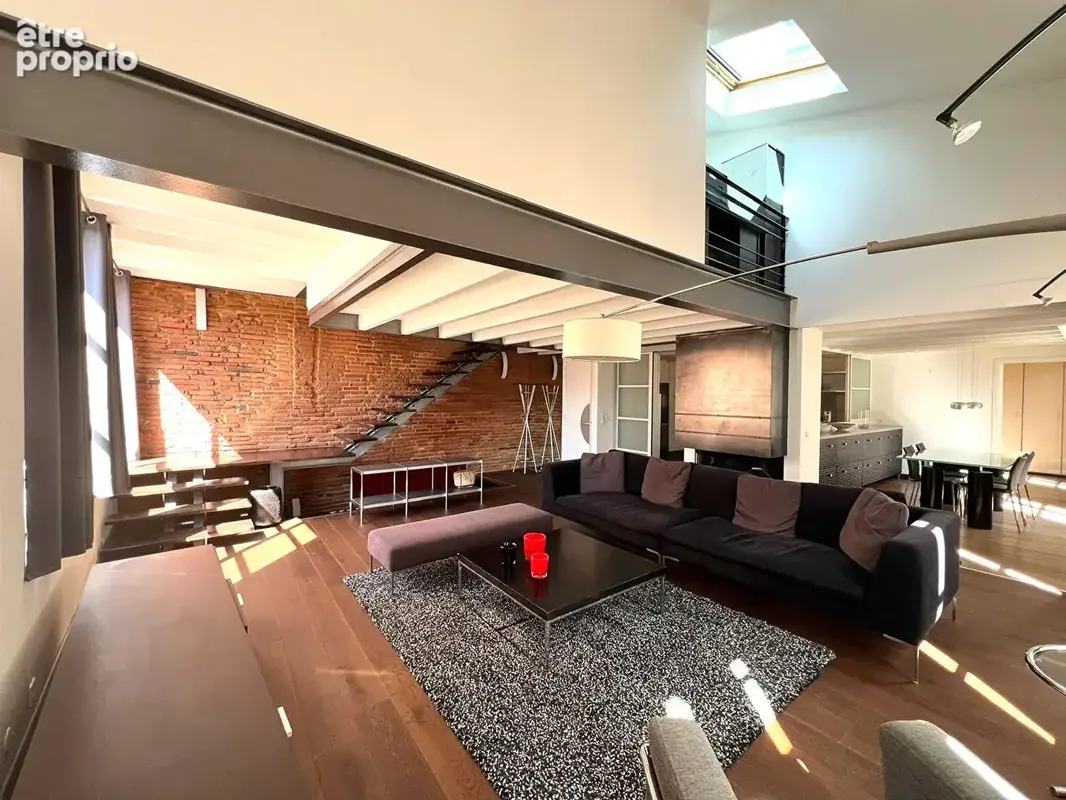 Toulouse Carmes - Appartement T4 - esprit maison sur le toit avec terrasse - photo 2