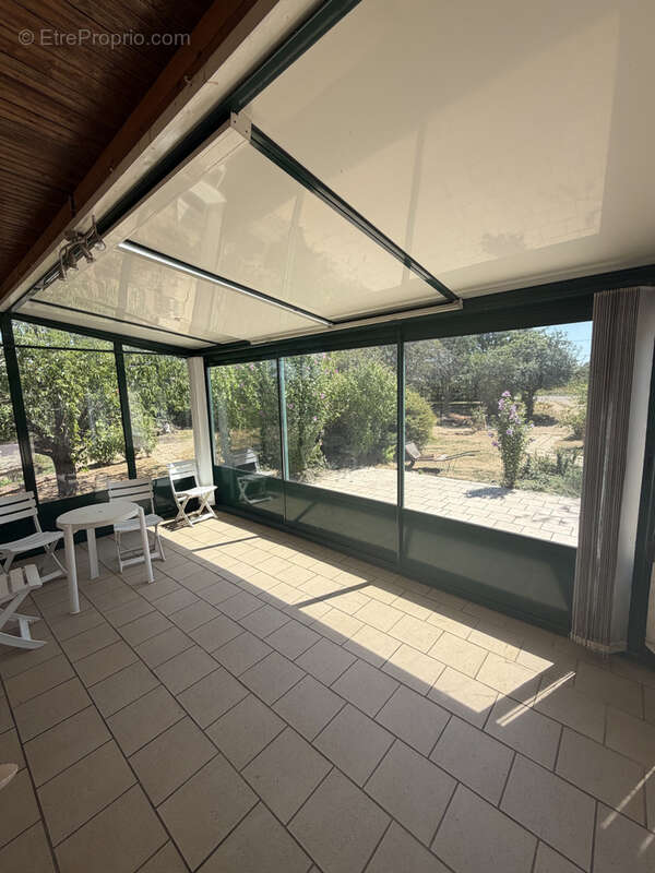 Maison plain pied 3 chambres sur sous sol + terrain agricole - photo 6