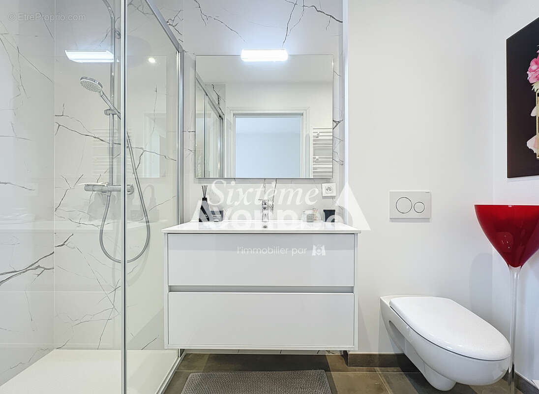 Appartement à MOUGINS