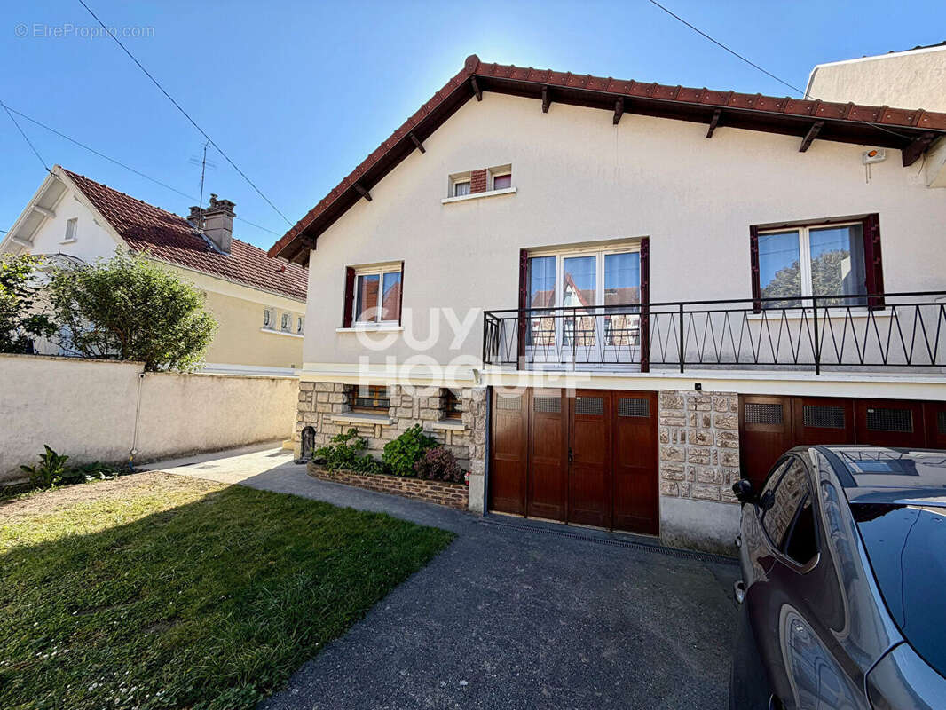 Maison à NEUILLY-PLAISANCE