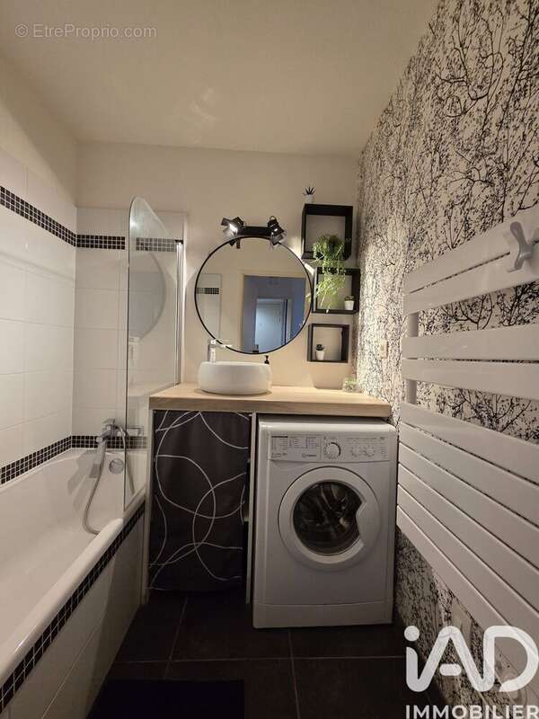 Photo 8 - Appartement à ONET-LE-CHATEAU