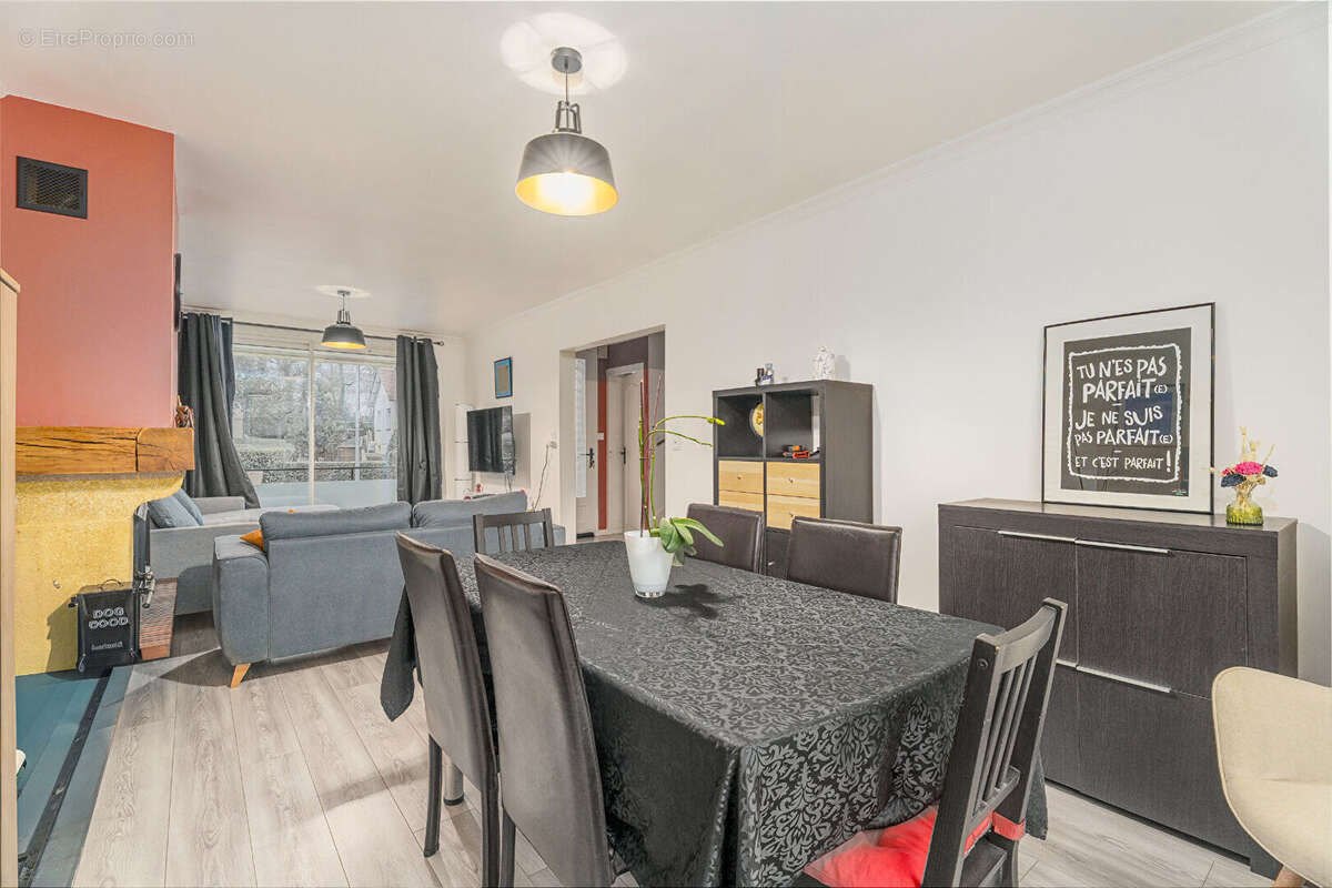 Maison à NEUILLY-LES-DIJON