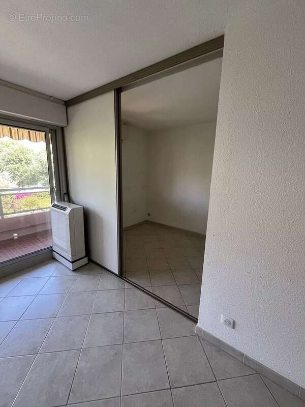 Appartement à ROQUEBRUNE-CAP-MARTIN