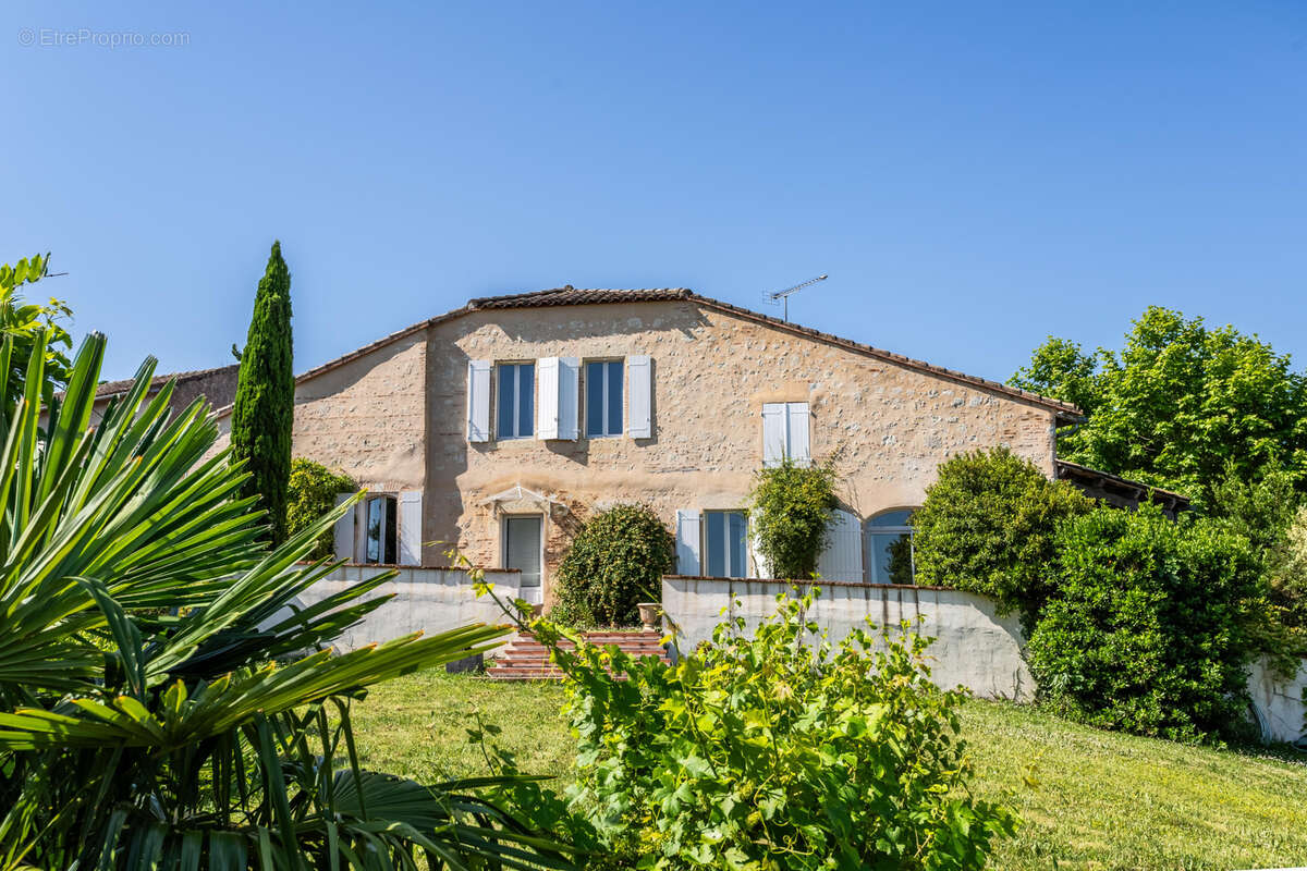 Maison à AUVILLAR