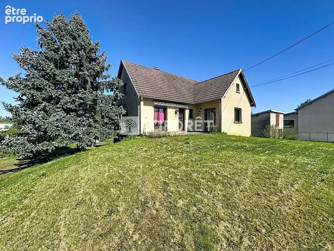 Maison à GRAY-LA-VILLE