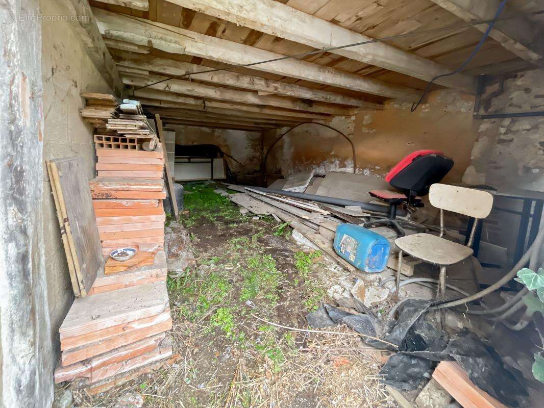 Maison à SAINT-GERMAIN-DU-SALEMBRE