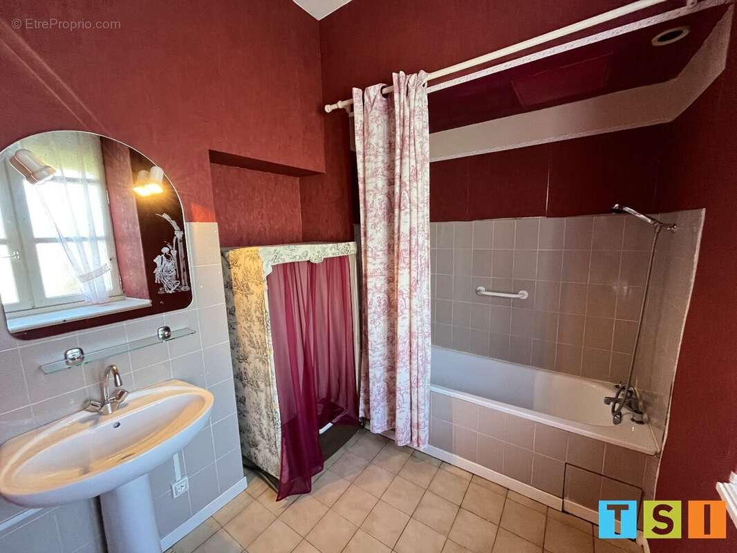 Appartement à MONTREJEAU