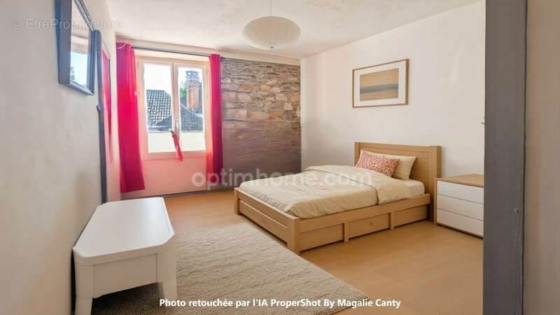 Maison à SAVIGNAC-LEDRIER