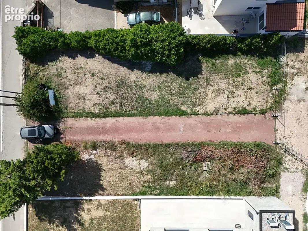 A vendre Terrain constructible viabilisé à ESTRABLIN (38780) - photo 3