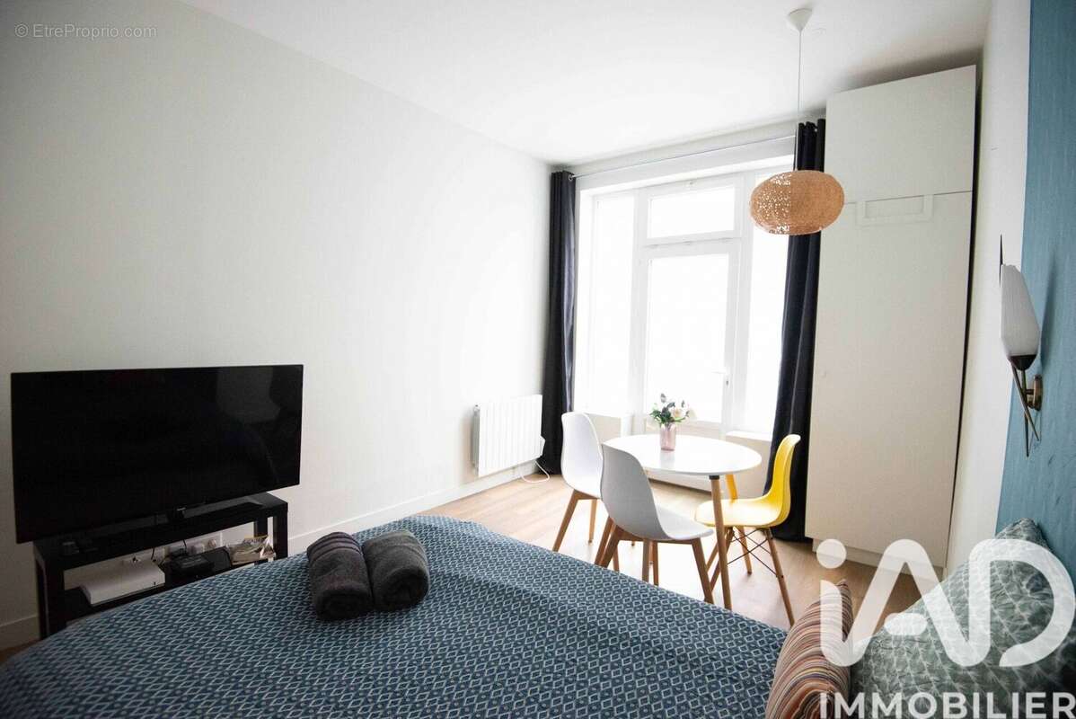 Photo 2 - Appartement à PARIS-11E