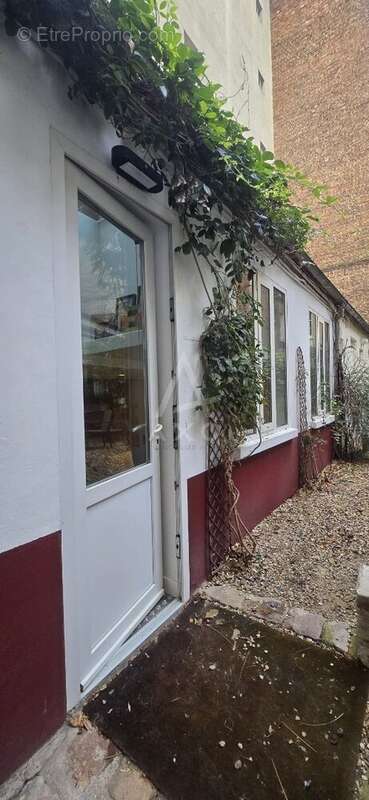 Appartement à PARIS-7E