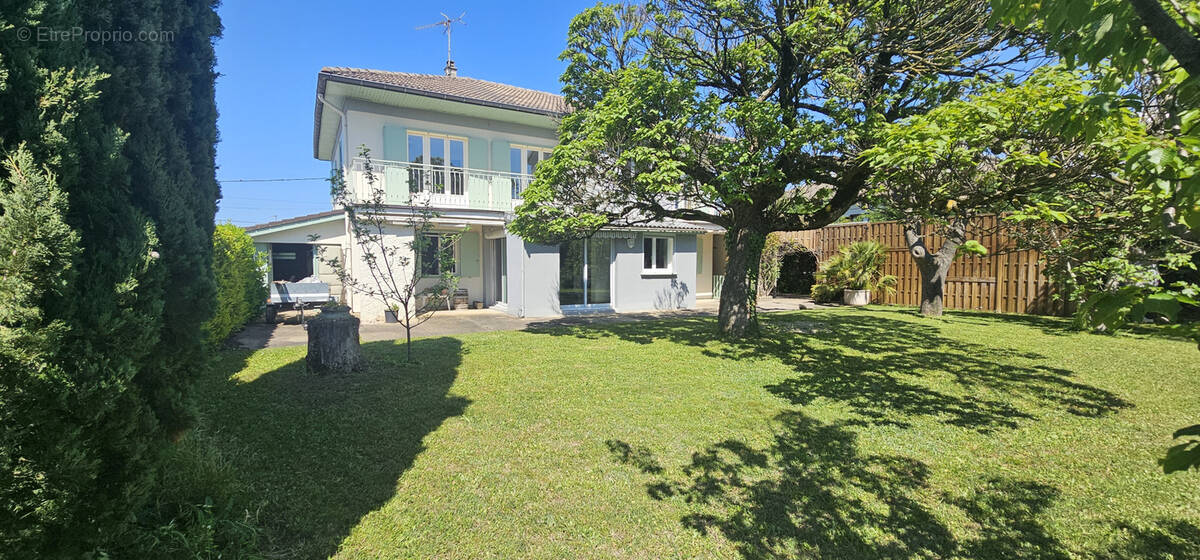 Maison à PORTES-LES-VALENCE
