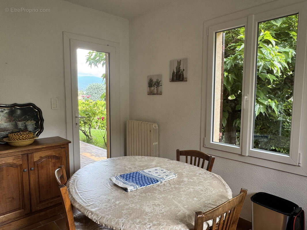 Maison à VAISON-LA-ROMAINE