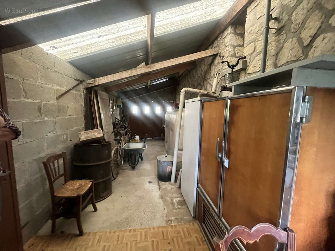 Maison de campagne avec terrain proche des usines du courval - photo 12