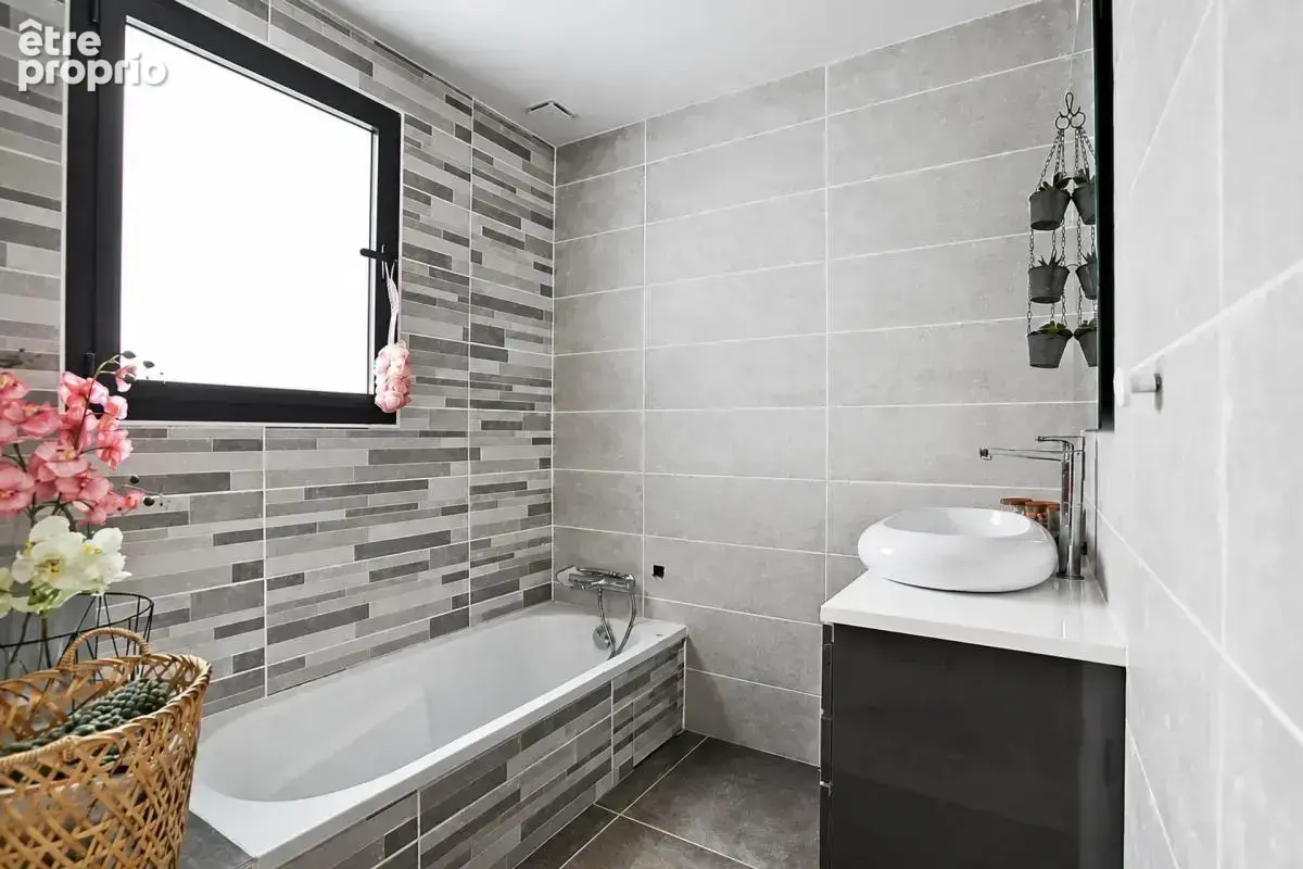 Maison de 8 pièces de 210 m² à Orthez - photo 9