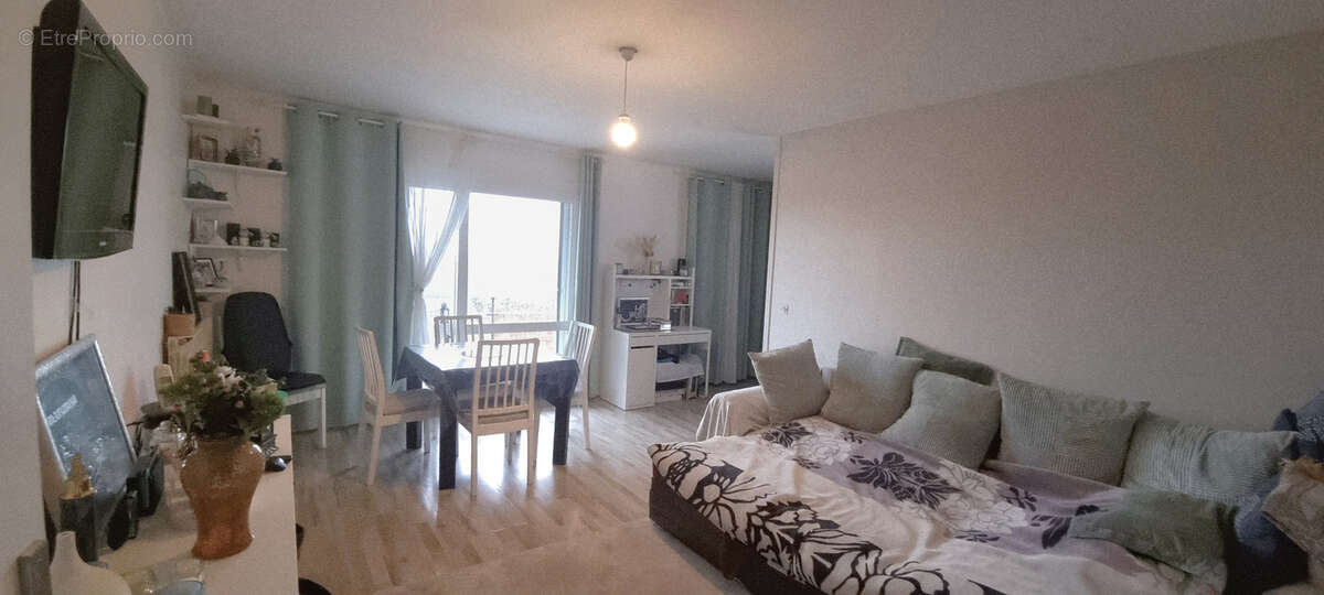 Appartement à TREMBLAY-EN-FRANCE
