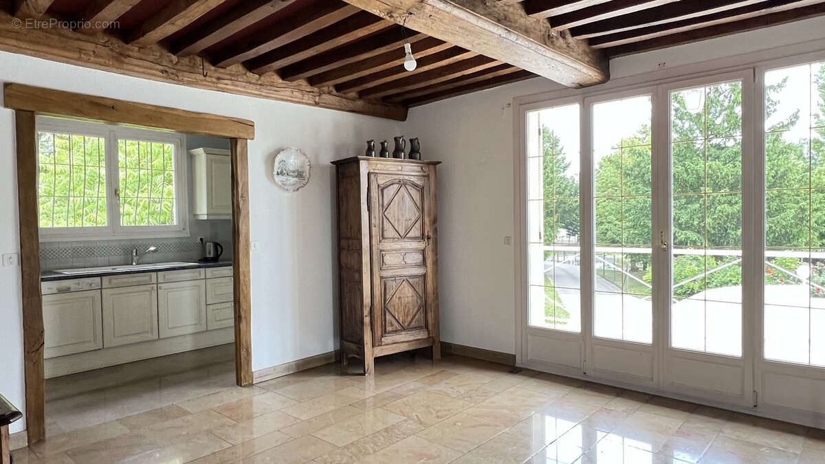 Maison à LADOIX-SERRIGNY