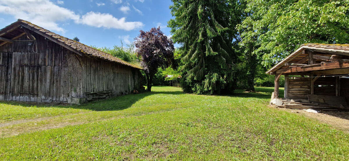 Maison à SAINT-SYMPHORIEN