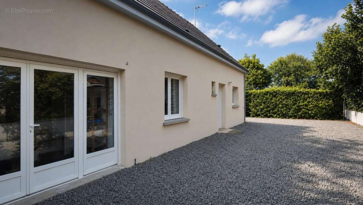 Chauny commodités de plein pied 130 m2 - photo 2