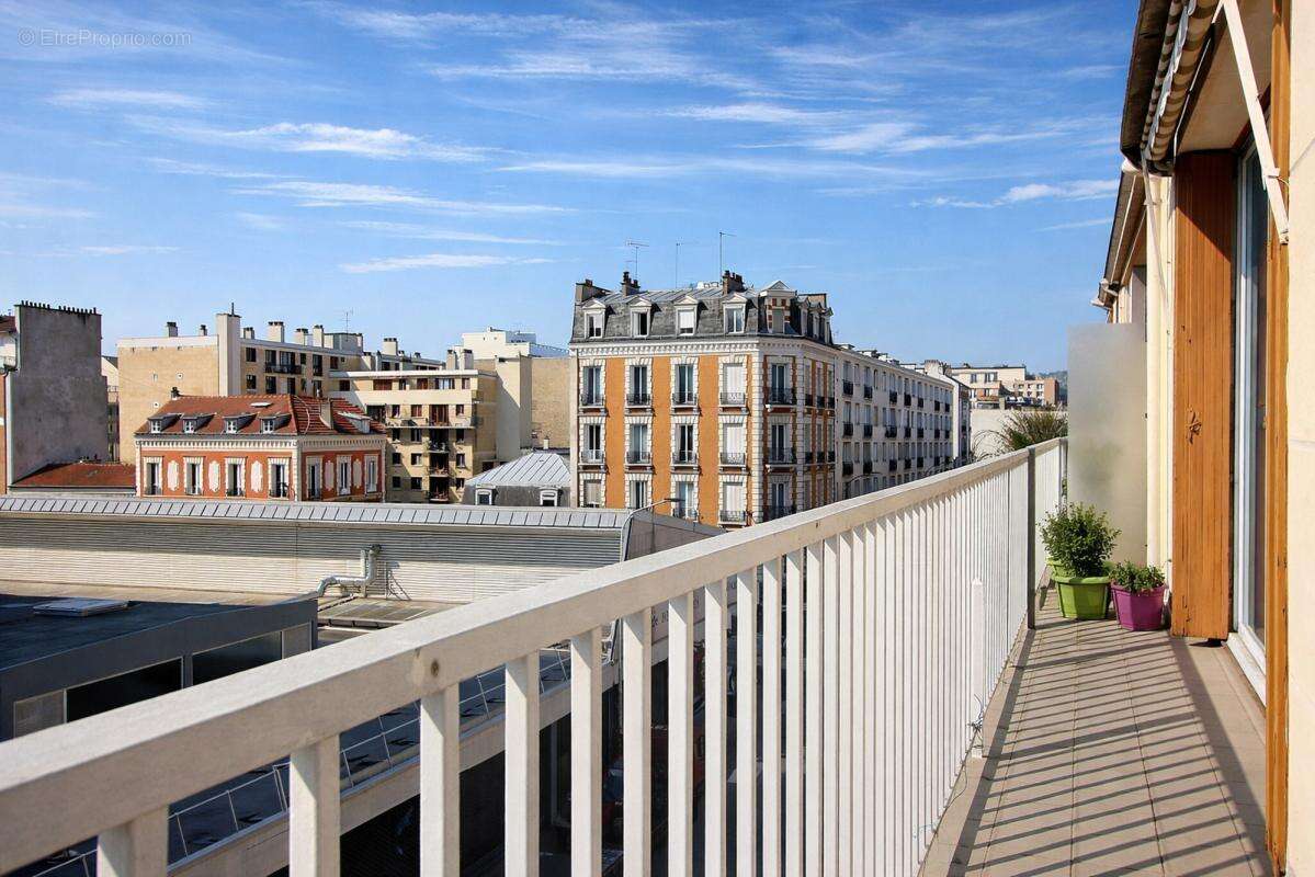 Appartement à BOIS-COLOMBES