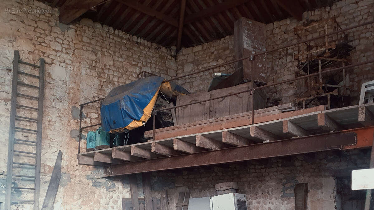 Maison à CHAMPMILLON