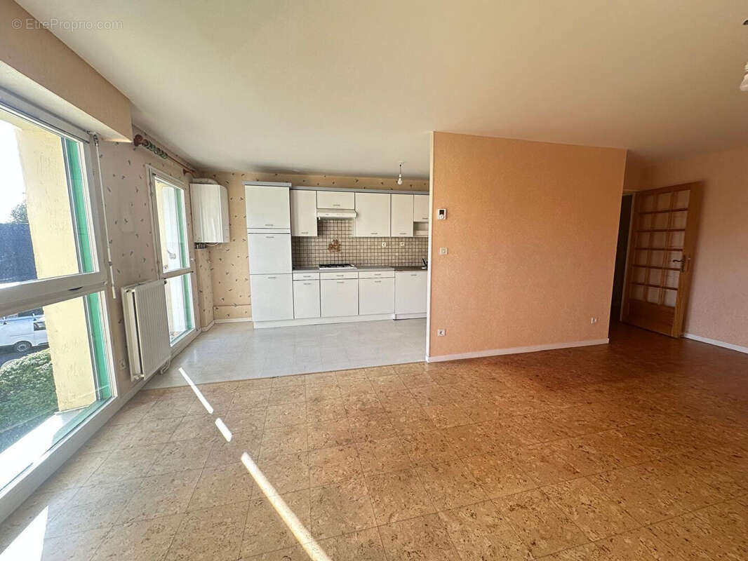 Appartement T3 - 69 m² Quimper - photo 3