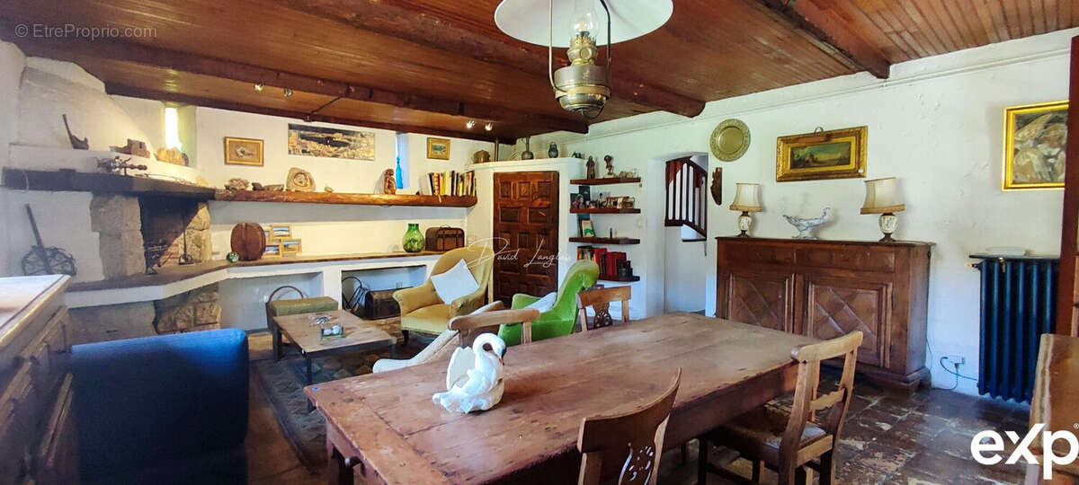 Maison à SAINT-LAURENT-DU-VAR