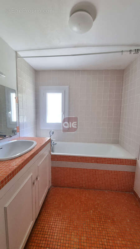 Vente villa 8 pieces saint clement de riviere - photo 11