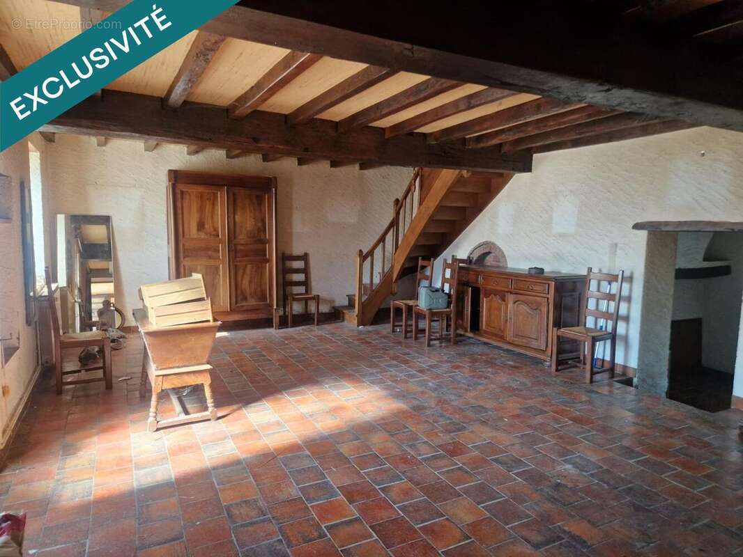 Maison 141 m² à Coutansouze  - photo 2