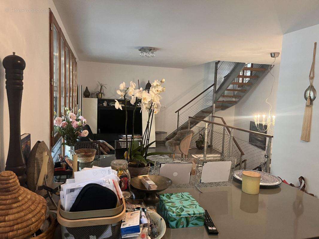 Appartement à MARSEILLE-2E