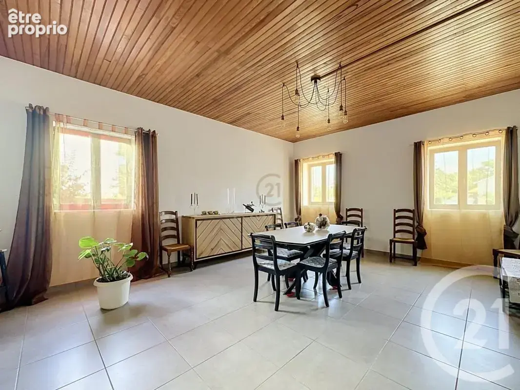Maison 160 m² à Grigny  - photo 3