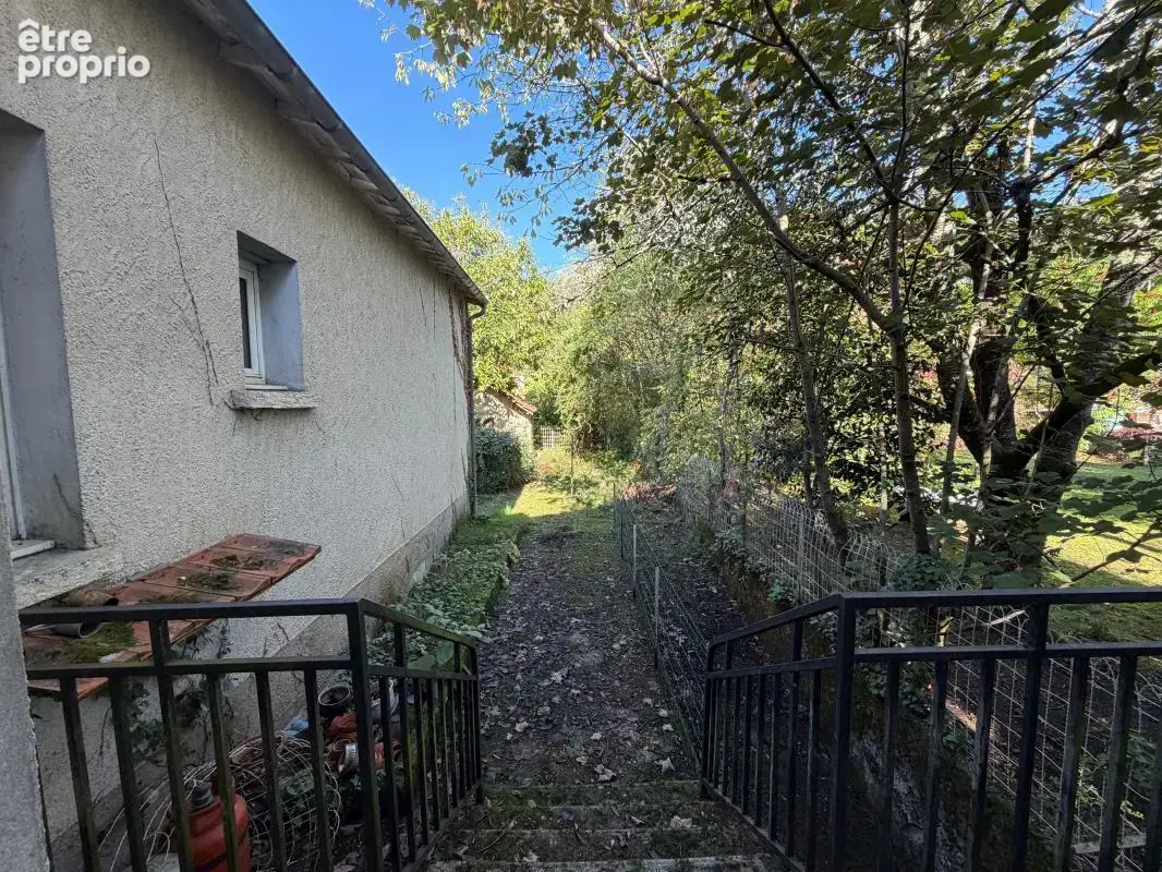 Vergt, maison avec jardin et garage - photo 10