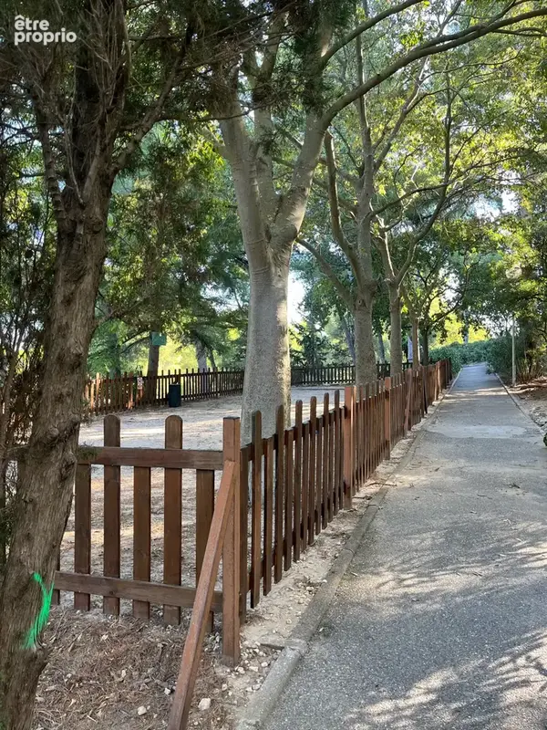 Rare à la vente: Spacieux T5 de 104m2 au coeur d'un écrin de verdure - photo 13