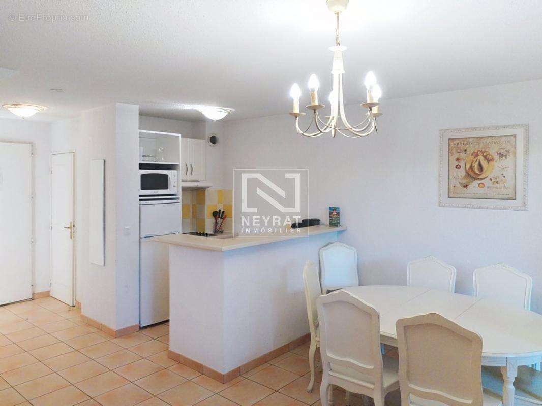 Appartement à MONTAUROUX