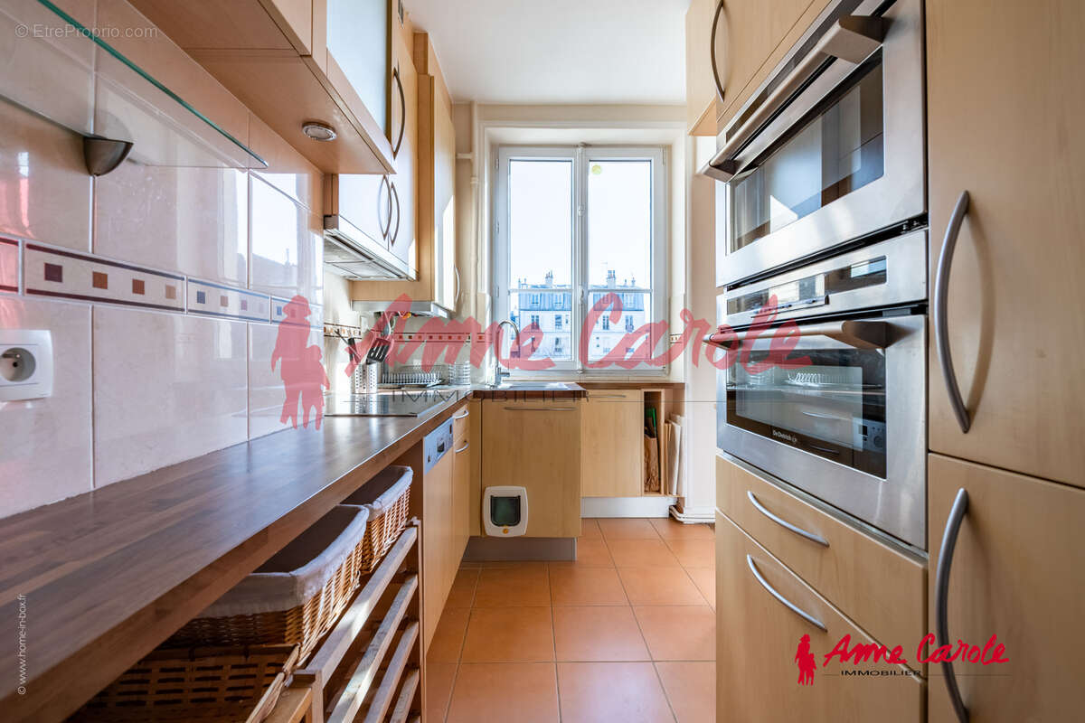 Appartement à PARIS-7E
