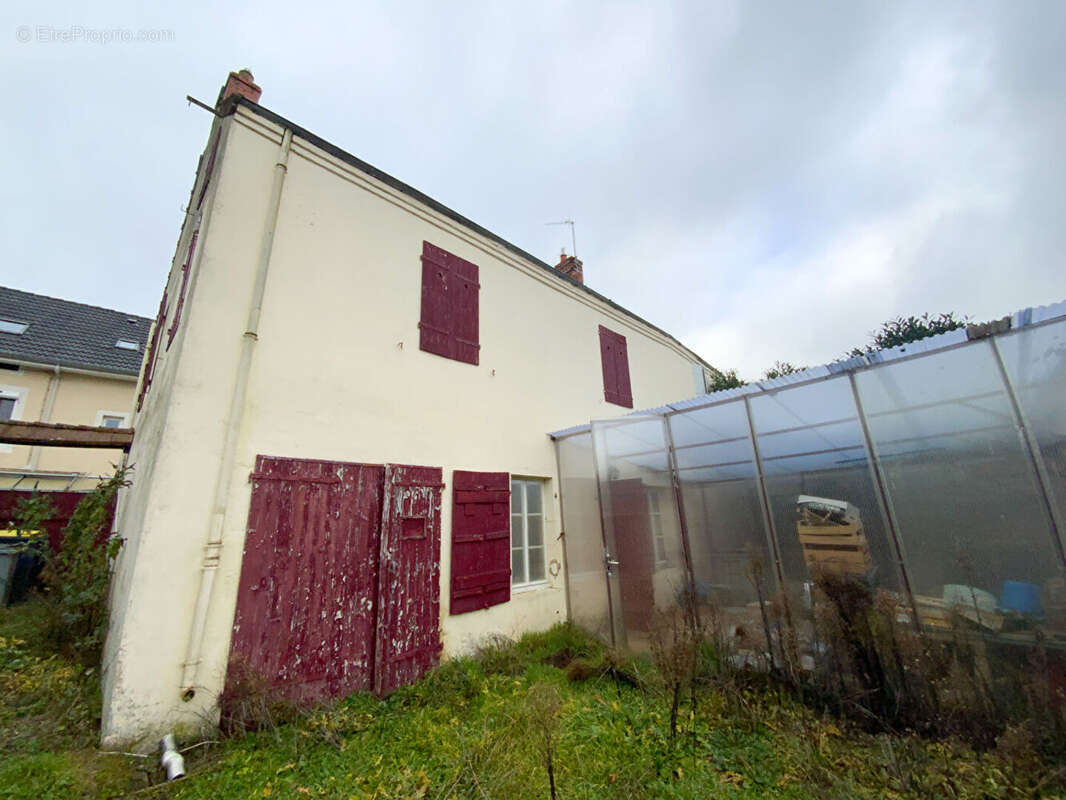 Maison à SAINT-SERNIN-DU-BOIS