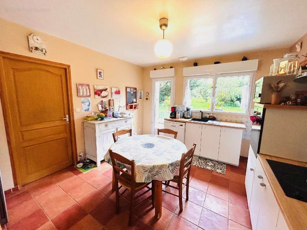 Maison à BAJUS