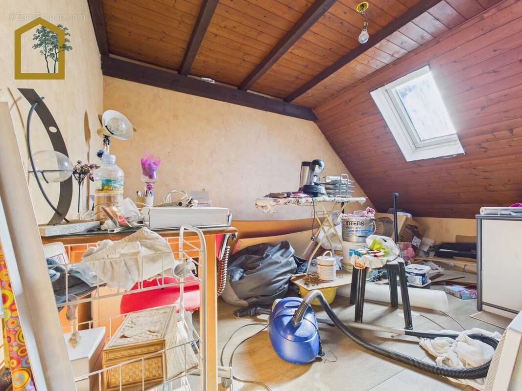 Appartement à FESCHES-LE-CHATEL