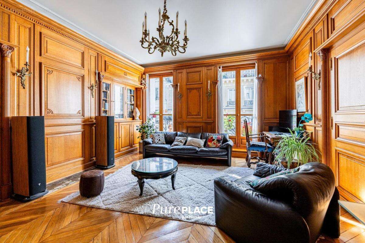 Appartement à PARIS-9E