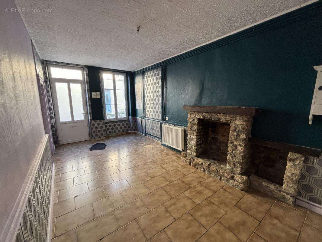Maison à MORTREE