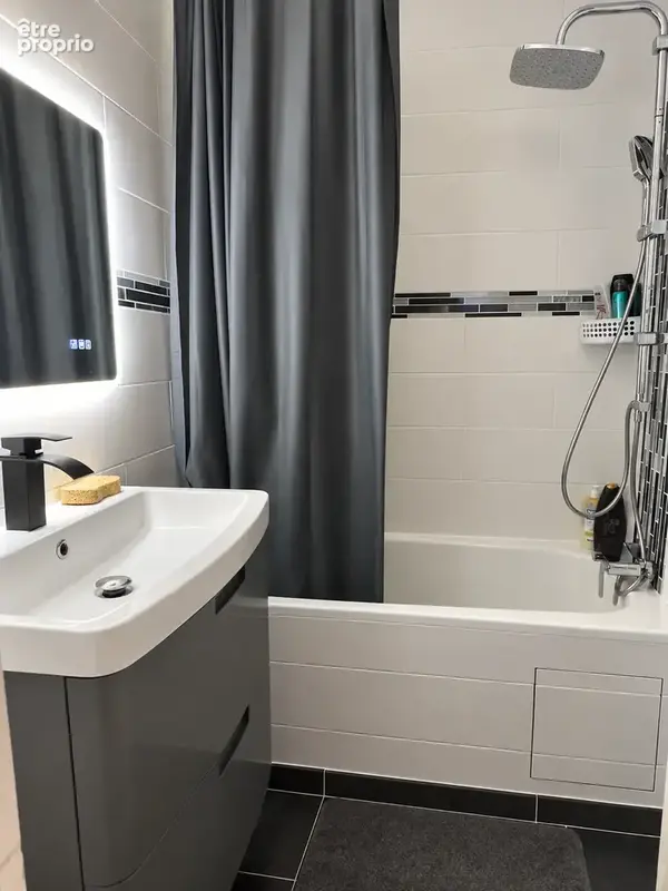 Appartement t2/t3 parking prive et cave barbieux - photo 6