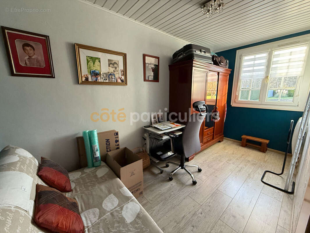 Maison à LA BONNEVILLE-SUR-ITON