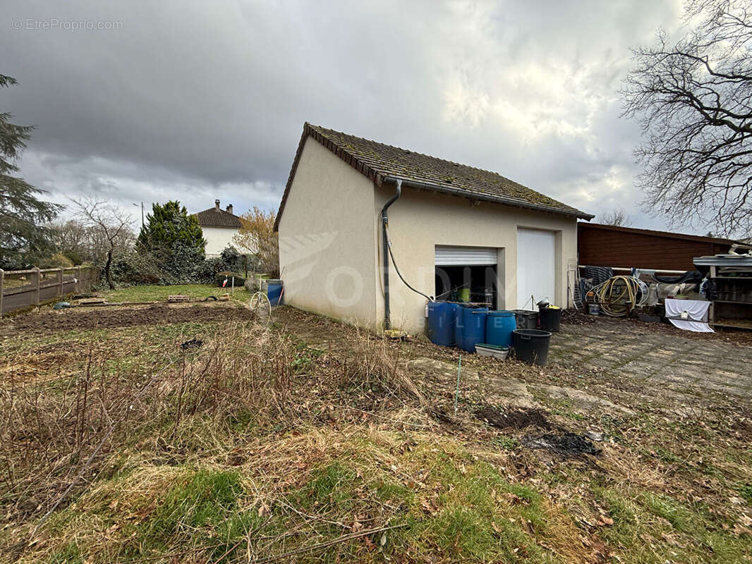 Maison à COSNE-COURS-SUR-LOIRE